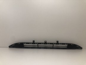 Решетка в бампер центральная Hyundai Solaris HCR 2017-2020